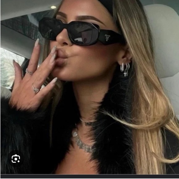 Prada Accessories - Prada PR190 1AB5S154 Women's Sunglasses 49 mm Black / Dark Grey Lens